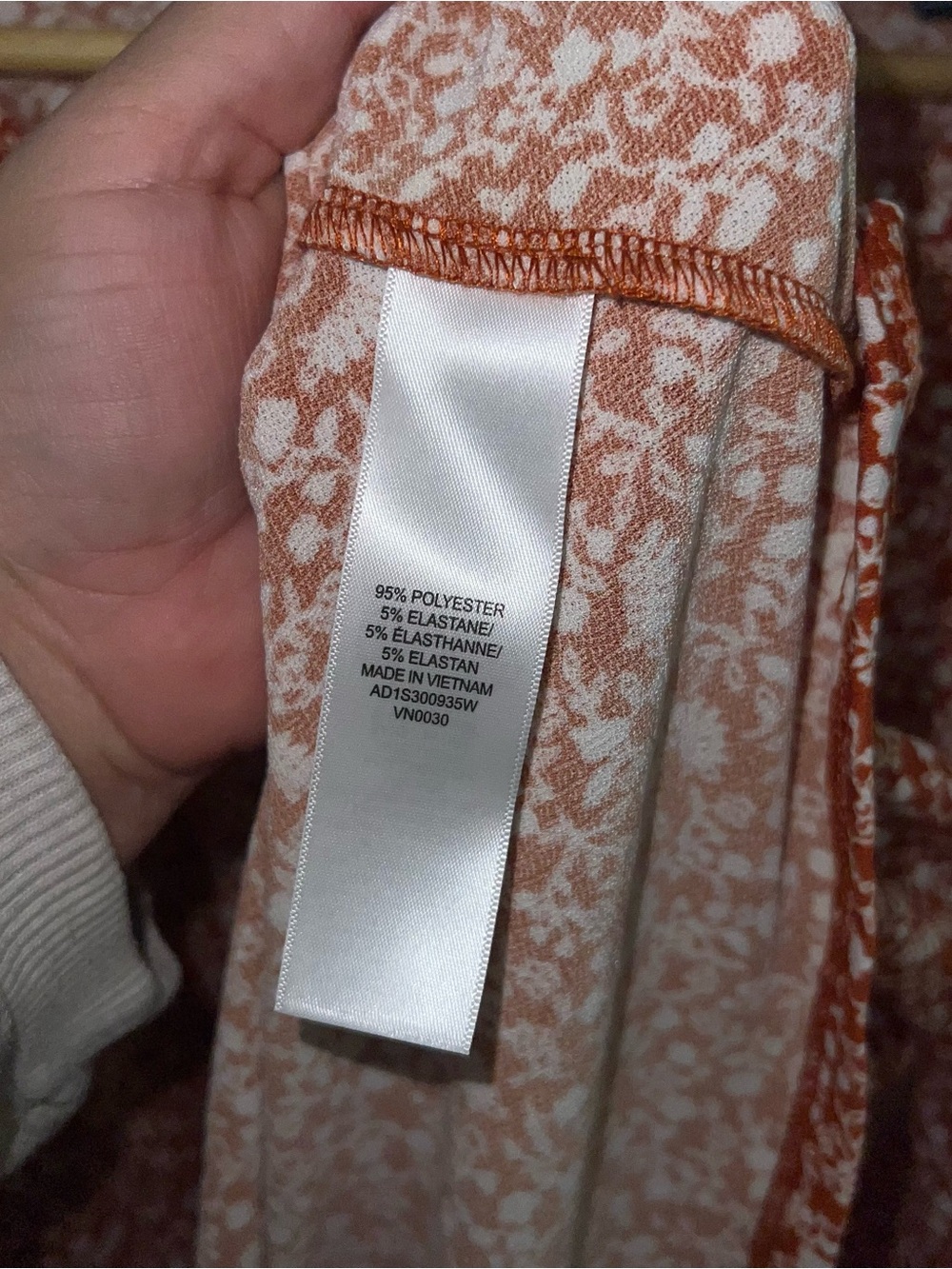 Adrianna Papell Rust Orange Colored White Floral Print Long Sleeve Blouse 2X. - Picture 5 of 7